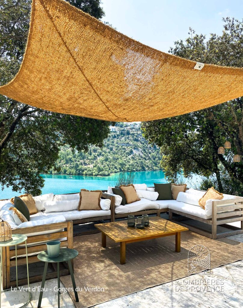 Cortina de coco para pendurar com 4 pontos de fixação