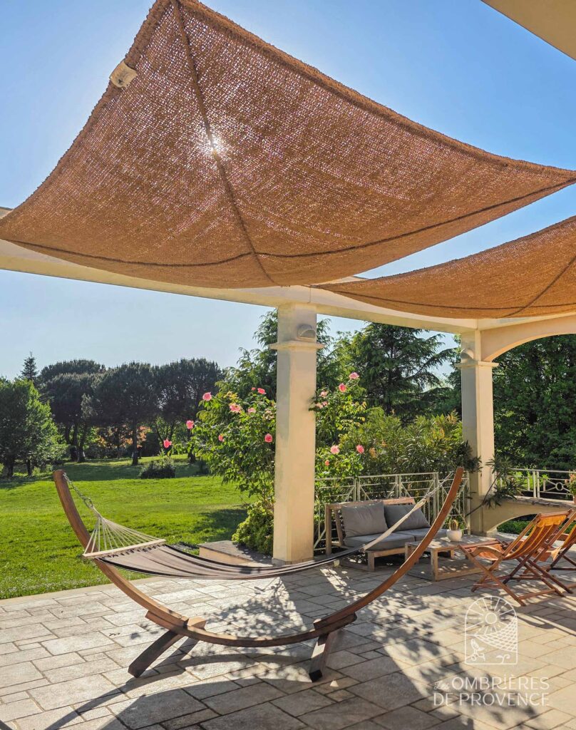 COCO ROBUSTA shade sail with four attachment points