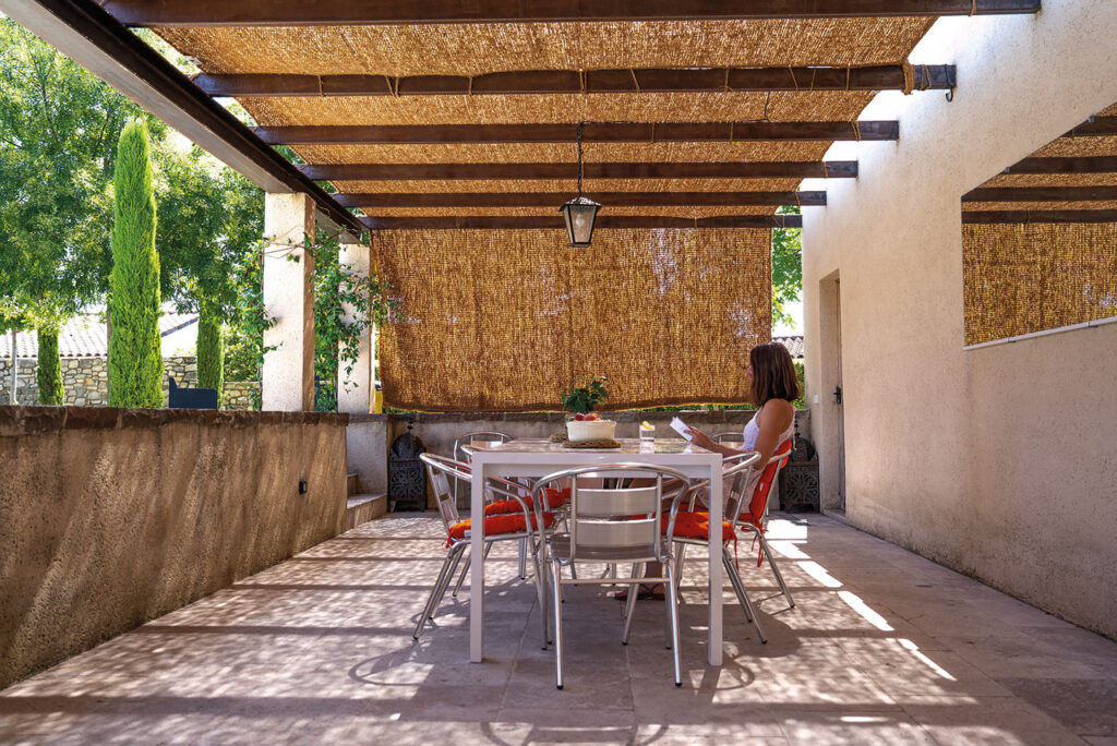 Toile coco Robusta sur pergola