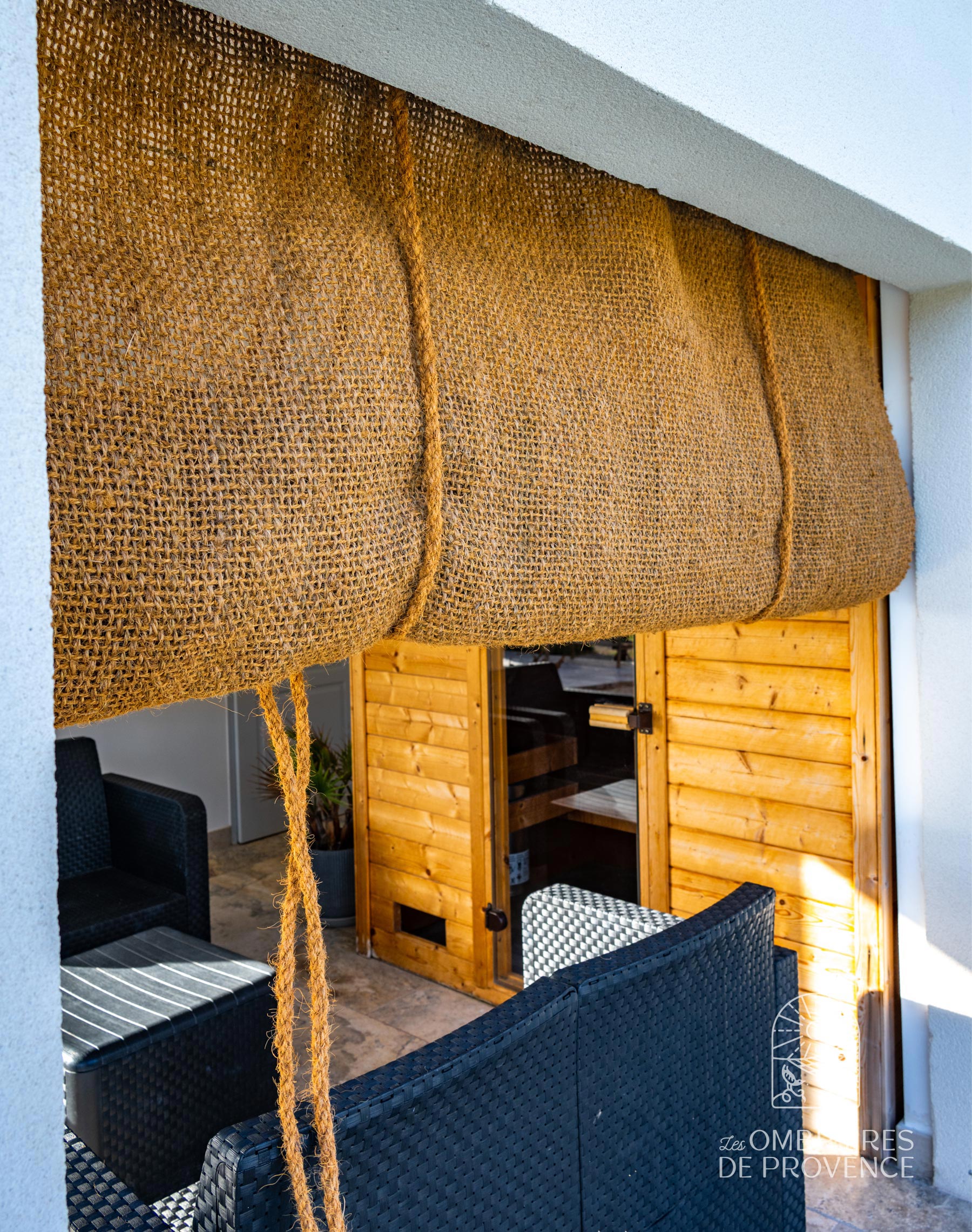 Store enrouleur en coco pour plage