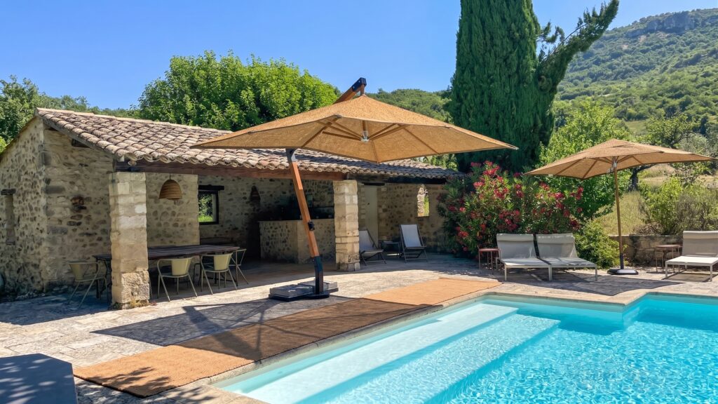 Pour article blog maison campagne piscine