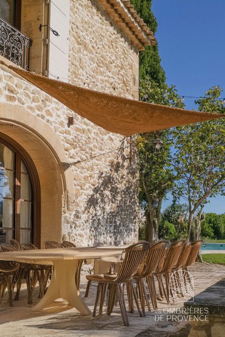 Voile à suspendre triangulaire